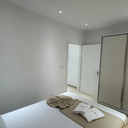 Shehu Guest house 3*